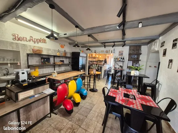 Charmant restaurant italien, terrasse, cuisine pro équipée + potentiel traiteur/épicerie