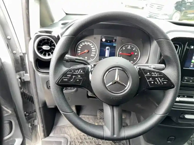 Mercedes Vito fourgon 114 cdi long bvm6 rwd — photo 53