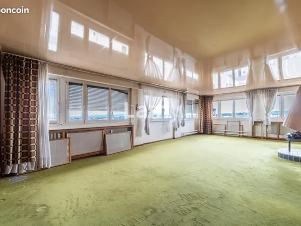 Appartement 5 pièces 104 m²