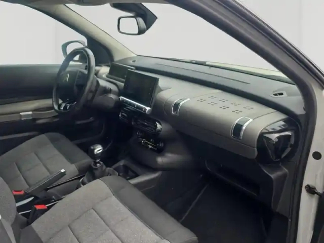 Citroën C4 bluehdi 110ch s&amp;s shine — photo 13