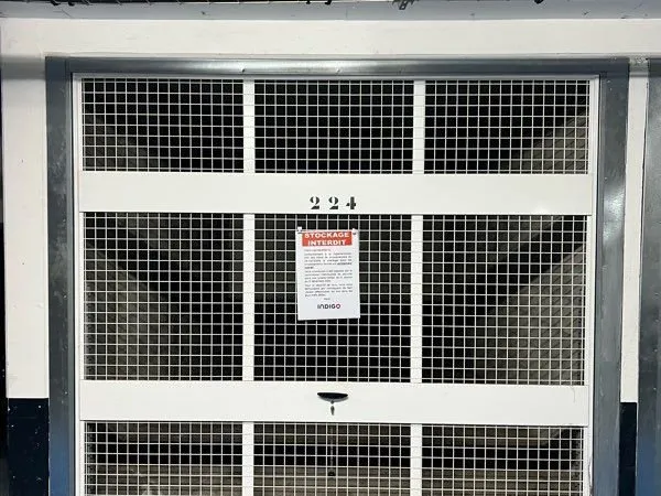 Vend box fermé parking Joffre Hyères