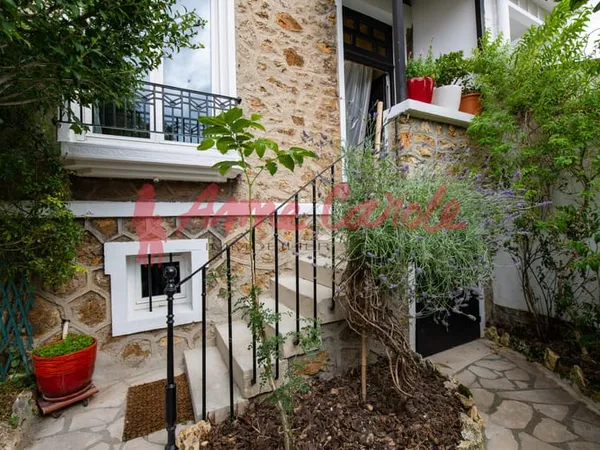 Maison meulière 1930 3 chambres, jardin, garage Le Perre