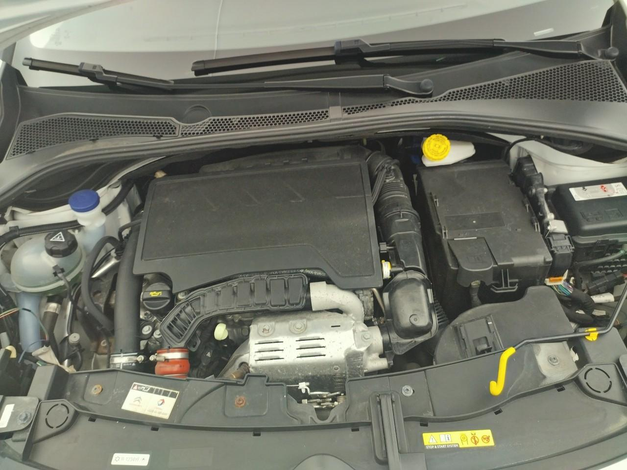 Citroën C3 puretech 110 s&s eat6 shine — photo 15