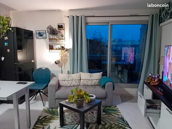 T3 meuble + terrasse+ parking