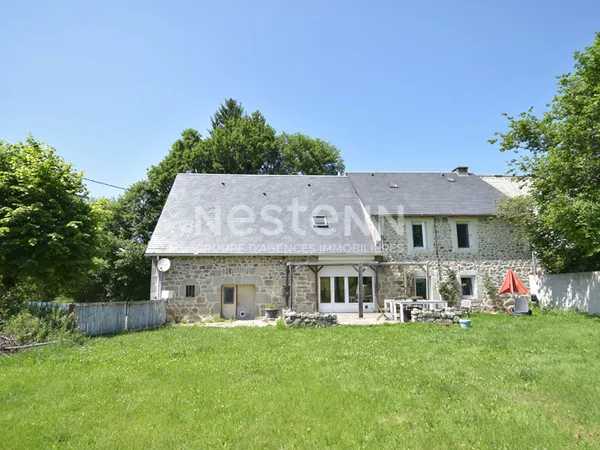 Maison Saint Pardoux Le Vieux 6 pièce(s) 180 m2