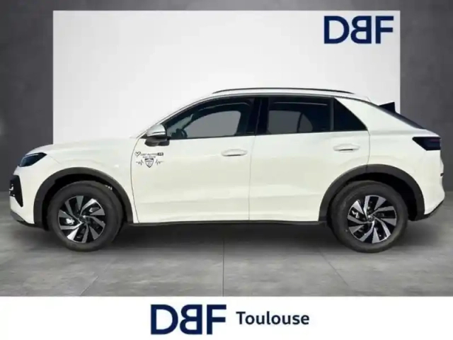 Volkswagen T-Roc fl nouveau nf 1.5 etsi hybrid 116ch d — photo 2