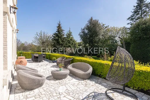 Propriété 14 pièces 550 m²