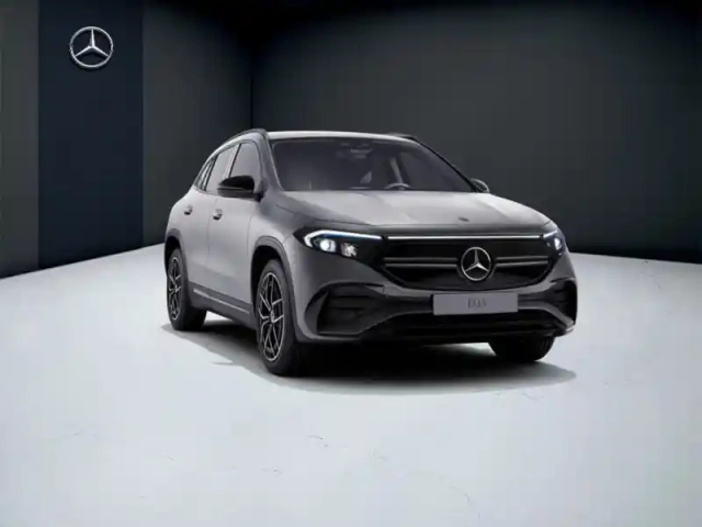 Mercedes Eqa 250+ amg line — photo 12