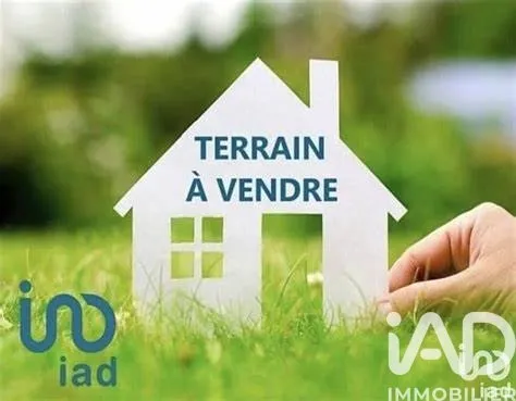 Terrain 727 m²