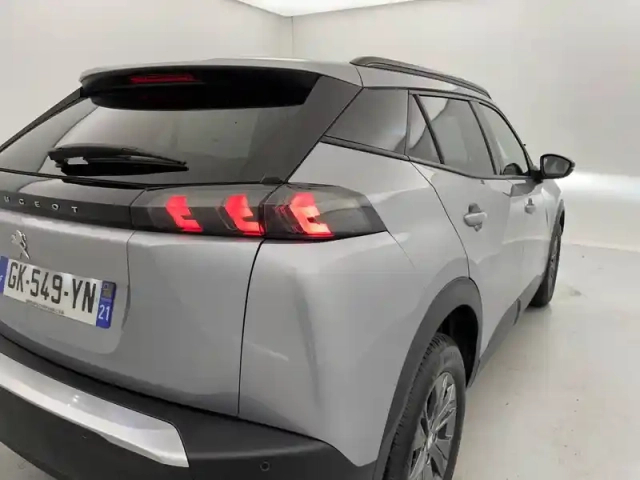 Peugeot 2008 puretech 130 s&amp;s bvm6 — photo 31
