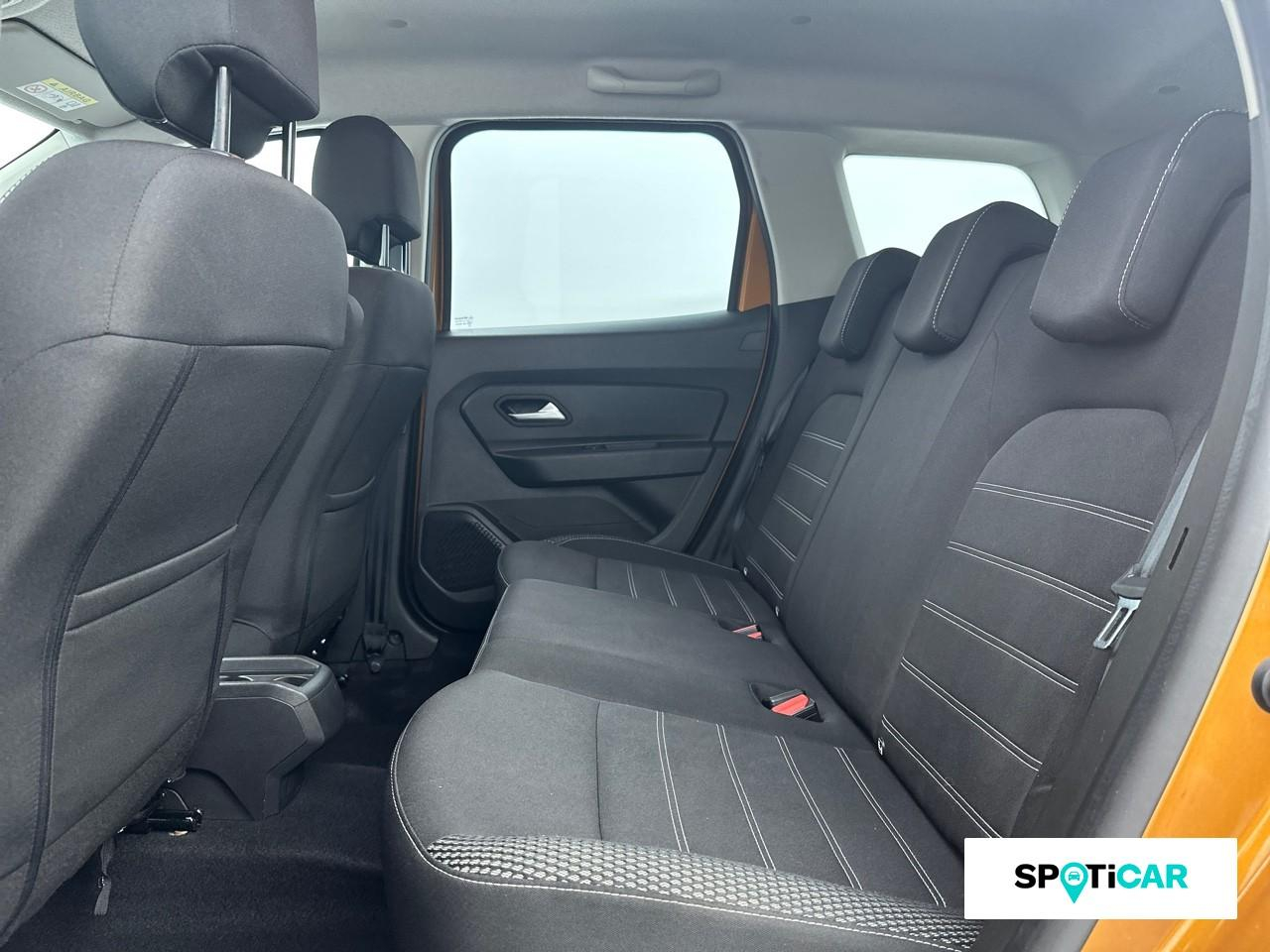Dacia Duster 1.5 blue dci 115ch prestige 4x4 — photo 10