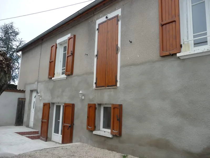 Photo 1