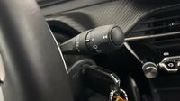Peugeot 208 1.2 Hybrid 100ch Active e-DCS6 — photo 24