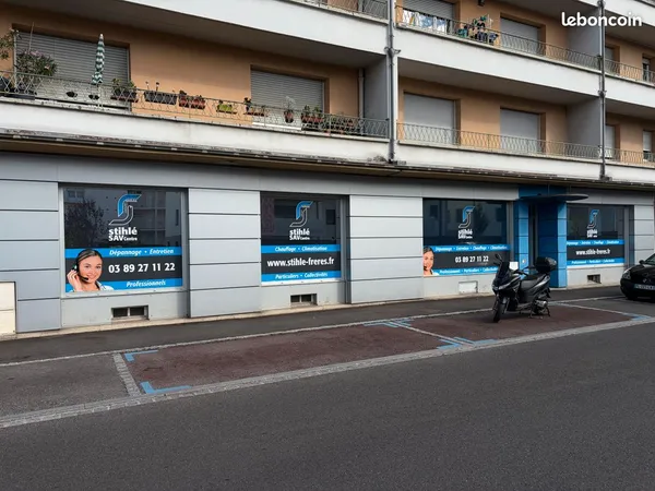 Local à vendre + place de parking + garage