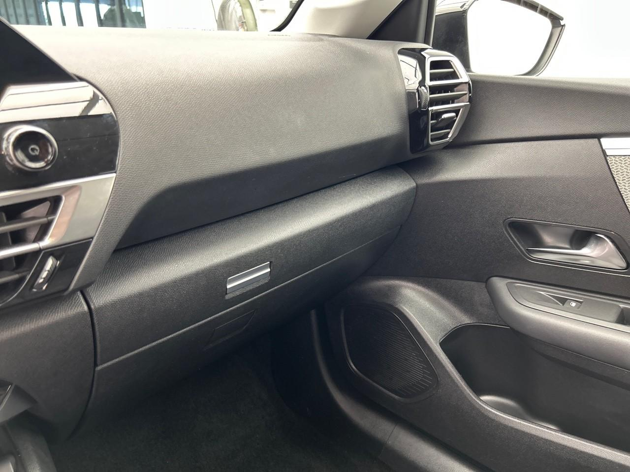 Citroën C4 puretech 130 s&s eat8 feel pack — photo 28