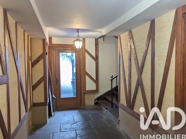Maison 7 pièces 198 m²