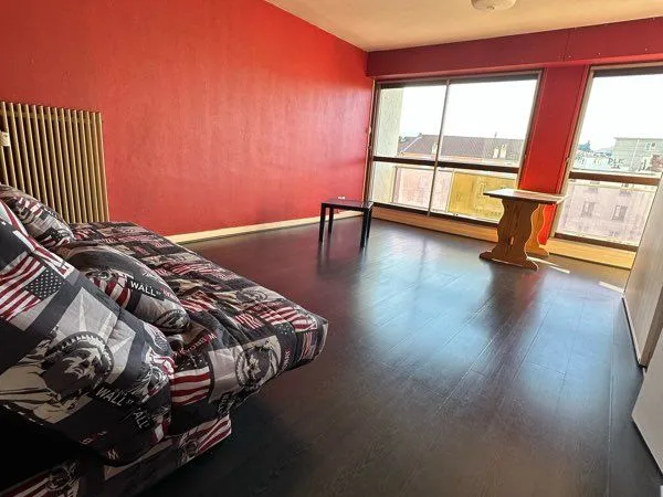 Grand studio 27m2 lumineux