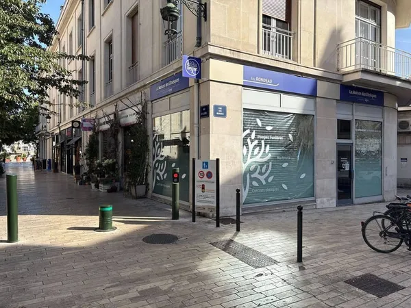 Local commercial 97 m²