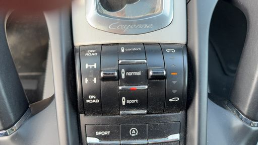 Porsche Cayenne 4.2 TD V8 382 4X4 Tiptronic 8 - S – 2013 – 149184 km – Diesel – Boîte Automatique — photo 6