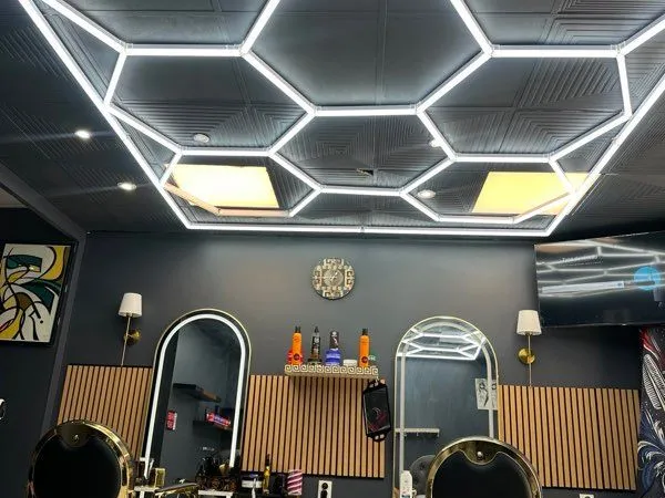 Urgent vend salon de coiffure