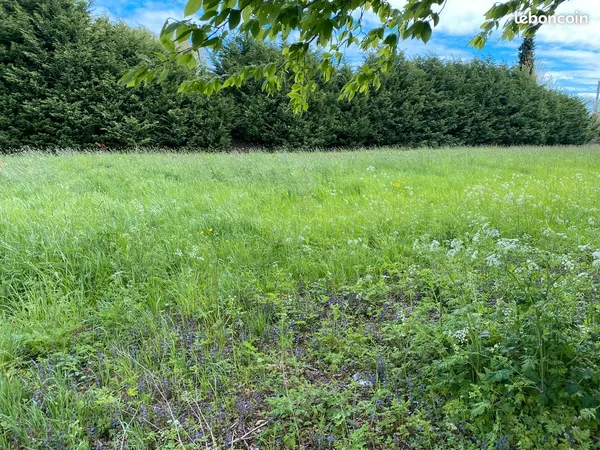 Terrain constructible de 1152 m2