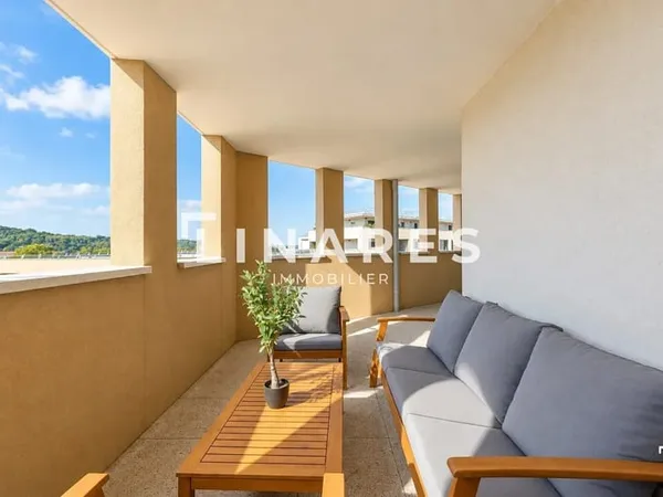 LA NATIVITE - Appartement T3 de 70 m2 - Terrasse de 30m2 - Garage - 13100 AIX
