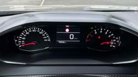 Peugeot 2008 1.2 PureTech 100ch S&S Style — photo 10