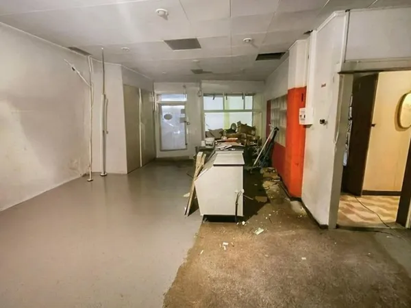 Local Commercial Prêt à Accueillir Votre Projet en Plein Coeur de Hayange