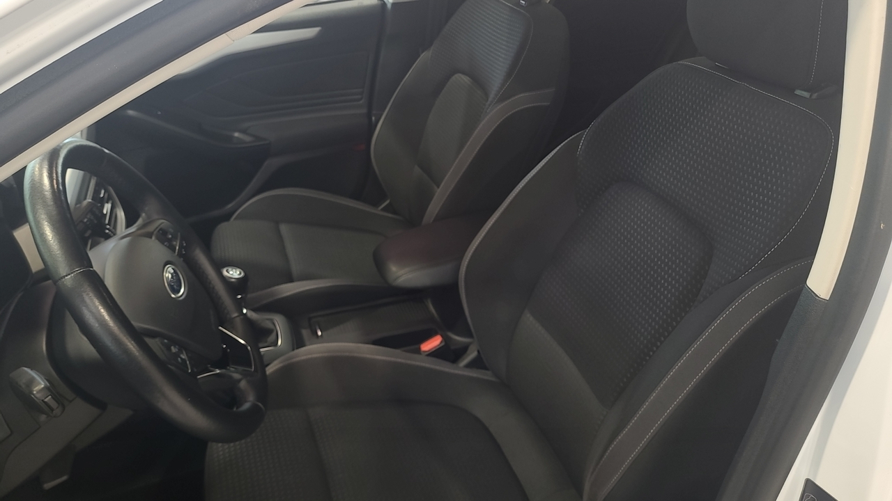 Ford Focus SW 1.5 EcoBlue 120 S&amp;S — photo 11
