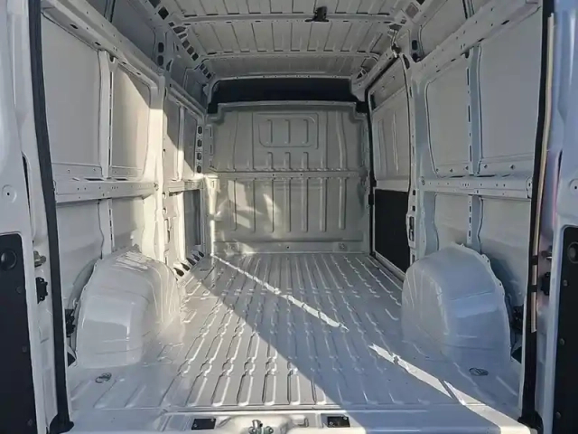 Opel Movano fgn tole 3.3t l2h2 140 ch s&amp;s bvm6 — photo 6