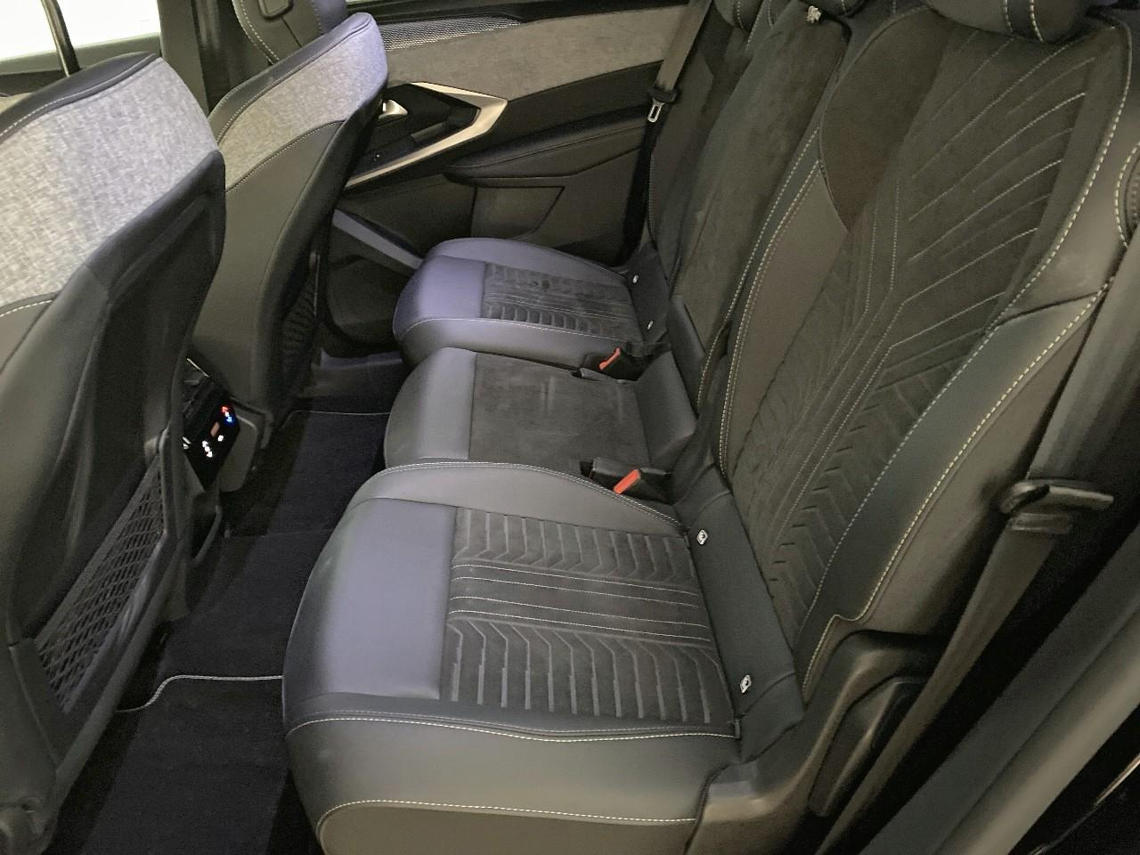 Peugeot 5008 hybrid 145 ch e-dcs6 gt — photo 10