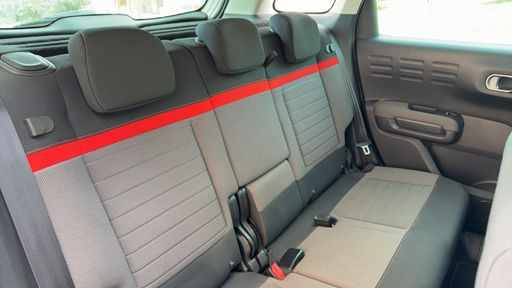Citroen C3 Aircross 1.2 PureTech 110 EAT6 - Feel Business – 2018 – 105379 km – Essence – Boîte Automatique — photo 16