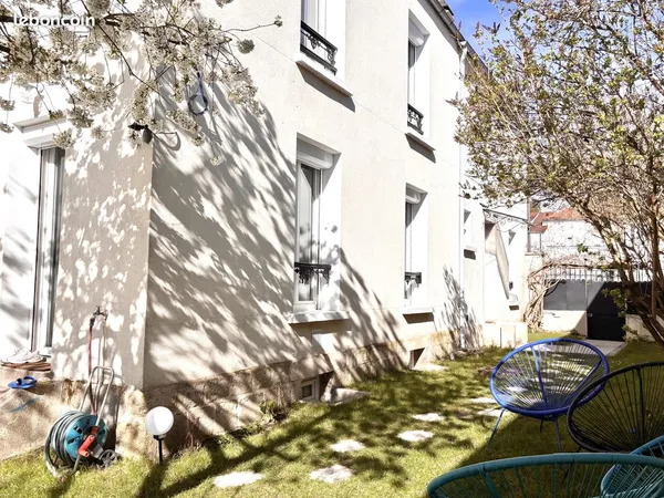Maison individuelle avec jardin creteil village