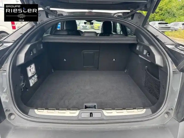 Peugeot 408 phev 225 e-eat8 — photo 6