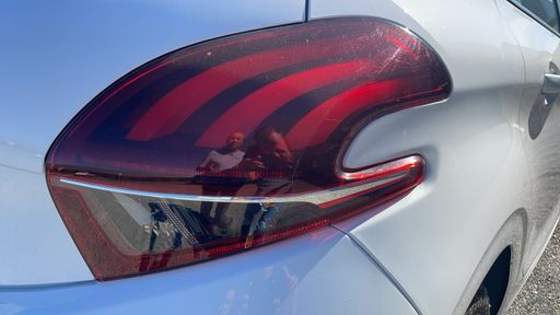 Peugeot 208 1.2 PureTech 82 - Active – 2019 – 32567 km – Essence – Boîte Manuelle — photo 9