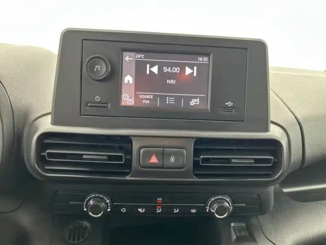 Citroën Berlingo e- taille m 136 ch 100 kwh automatique — photo 41