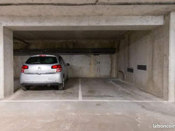 Place de parking en location