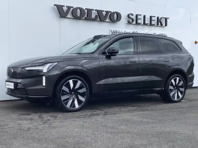 Volvo Ex90 twin performance awd 517 ch 1edt