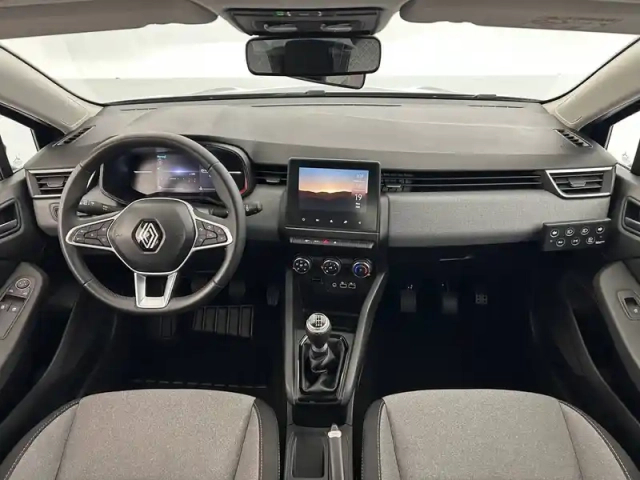 Renault Clio blue dci 100 — photo 29