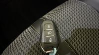 Peugeot 2008 1.2 PureTech 130ch S&S GT EAT8 — photo 16