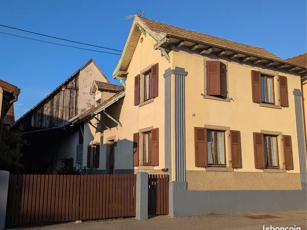 Maison 7p - 130.5m² - Grand Jardin - Dépendances