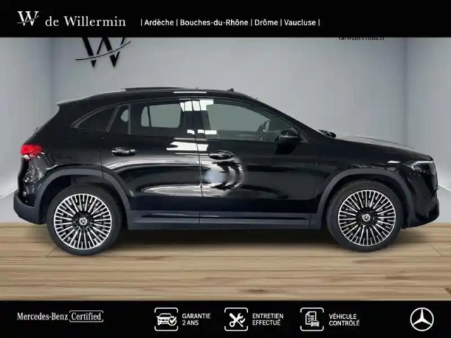 Mercedes Eqa 250+ amg line — photo 6