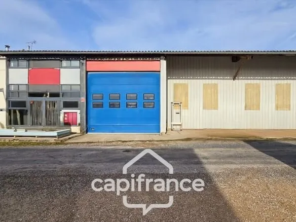 Entrepôt/bureau à vendre de 605 m² (71)