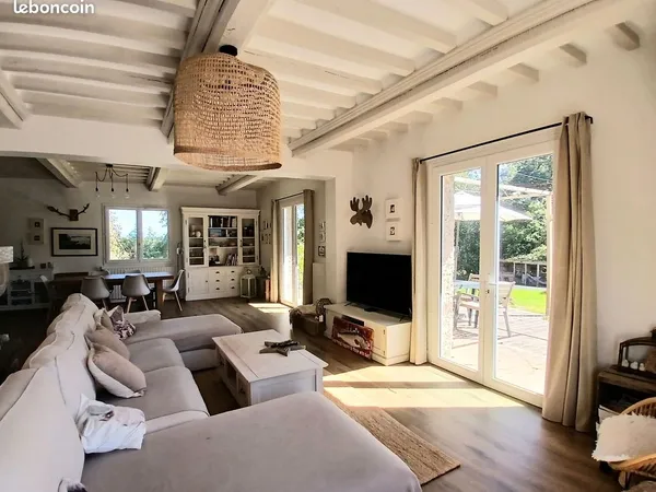 Maison 230 m2, 5 chambres, hangar