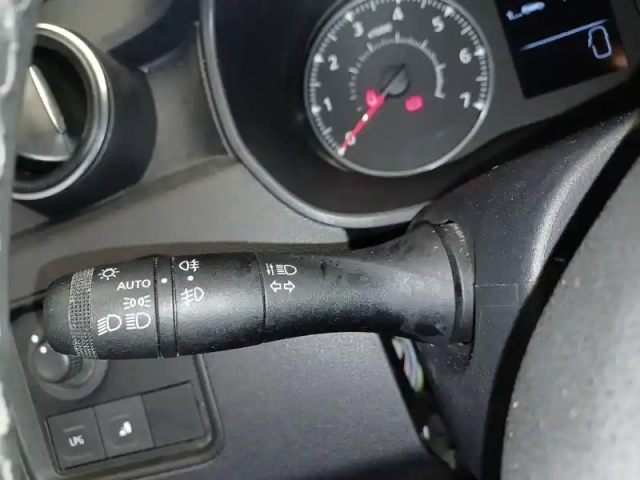Dacia Duster eco-g 100 4x2 — photo 32
