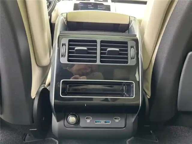Land Rover Range Rover mark ix p400e phev 2.0l 404ch — photo 65