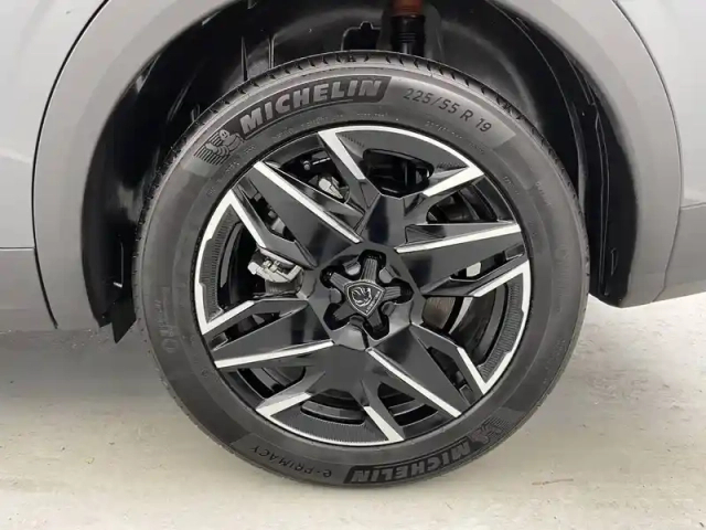 Peugeot 5008 hybrid 145 e-dcs6 — photo 48