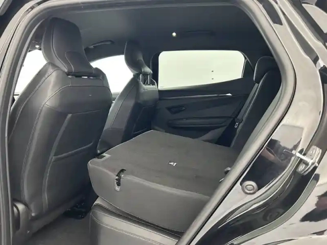 Renault Megane e-tech ev60 220 ch super charge — photo 30
