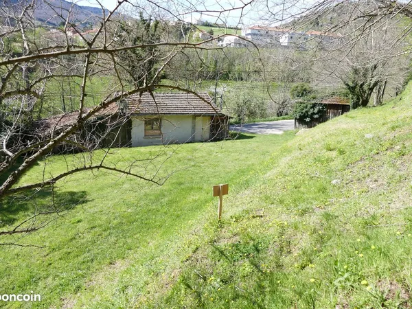 Terrain constructible 1911m2 Satillieu (07)