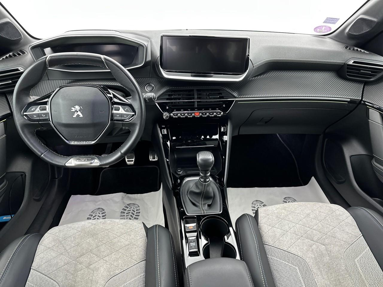 Peugeot 208 puretech 100 s&s bvm6 gt pack — photo 11
